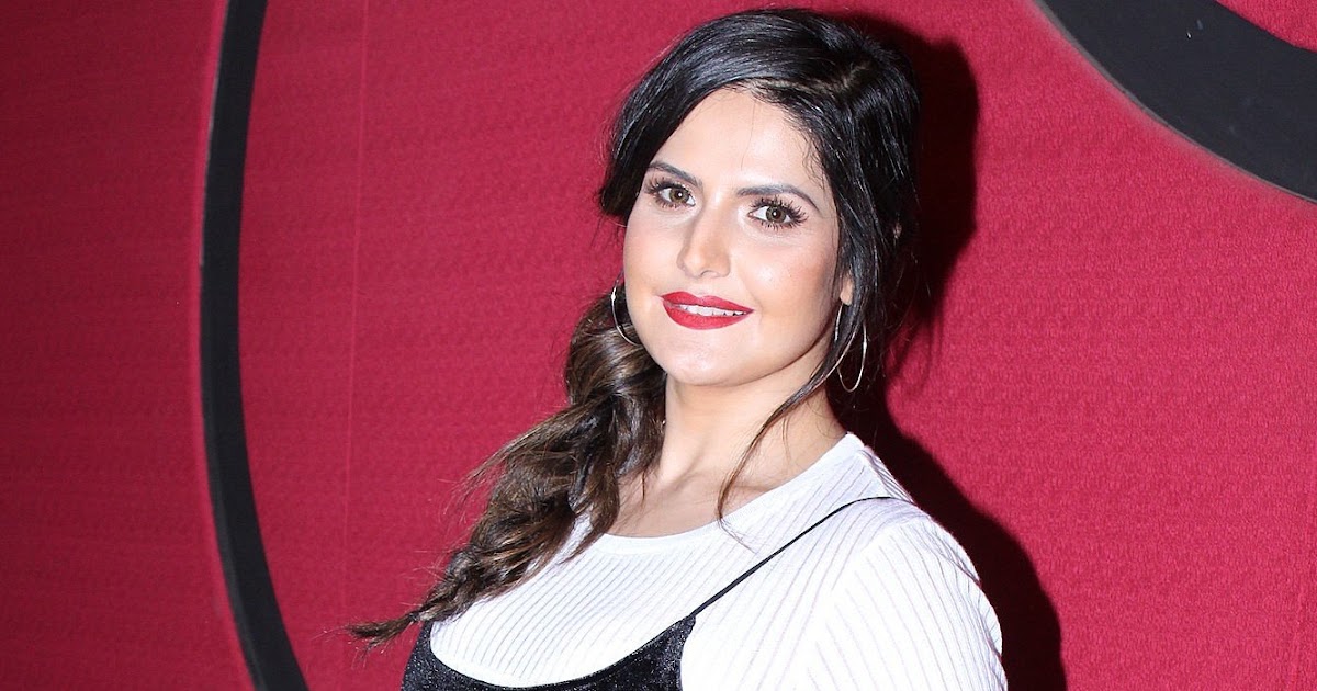 High Quality Bollywood Celebrity Pictures Zareen Khan Looks Super Hot At Film “aksar 2″ Trailer