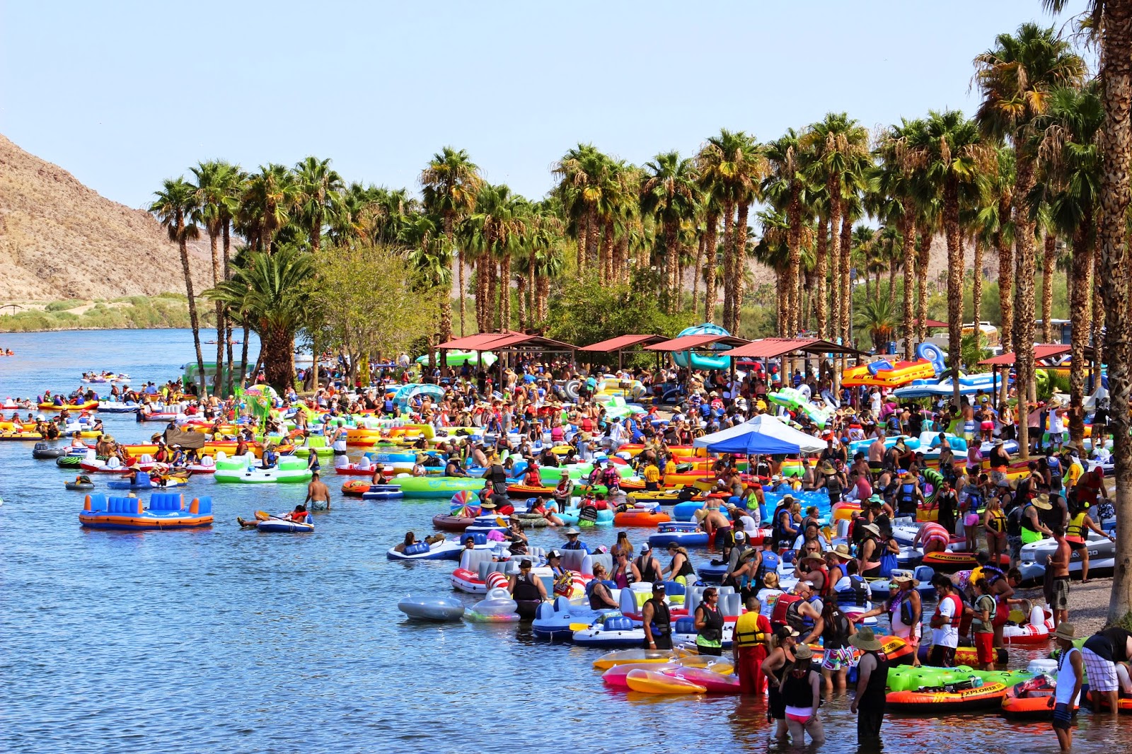 Laughlin Buzz River Regatta 2014 Float Photos Part1