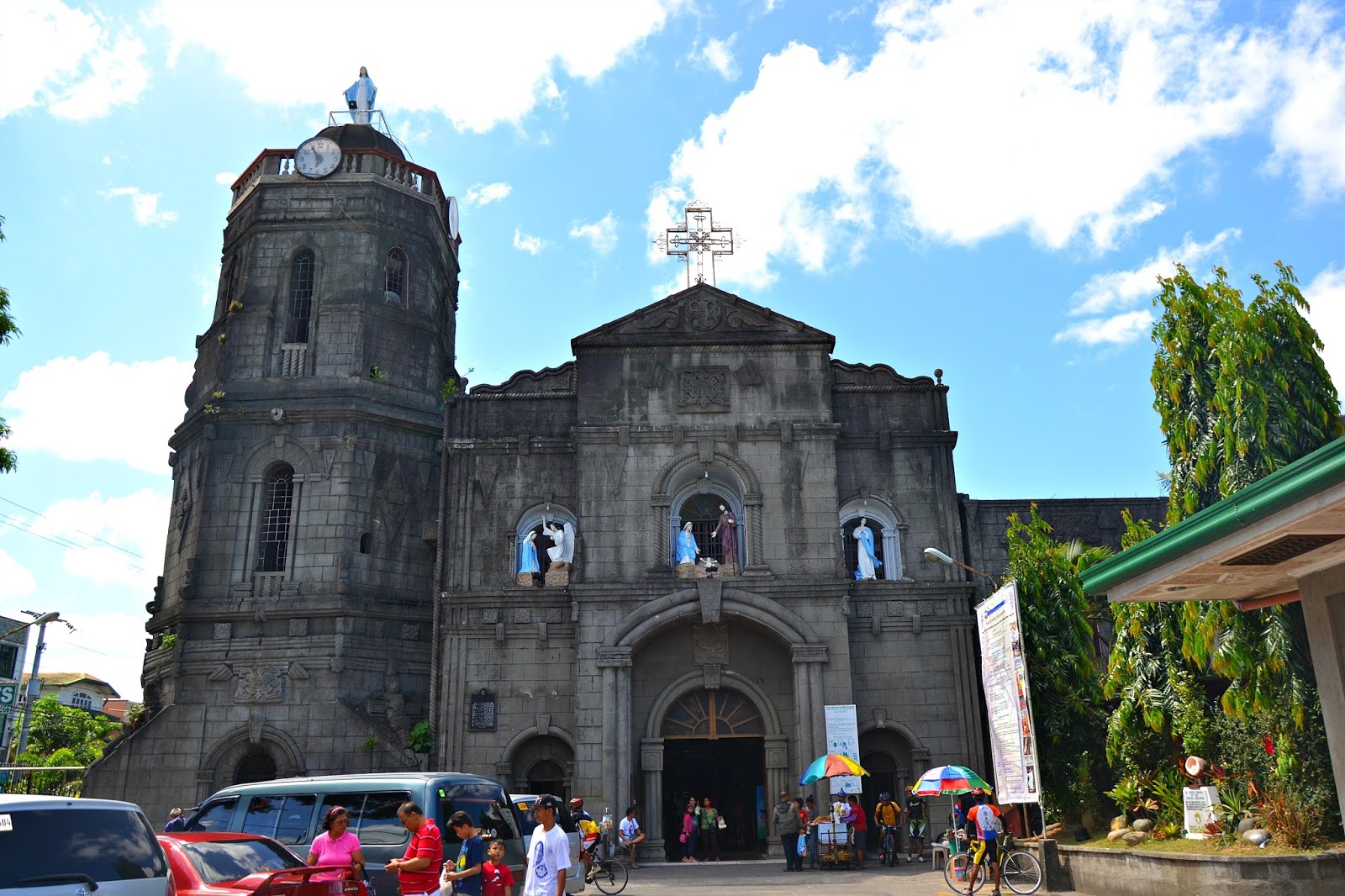 Laguna Santa Cruz Church