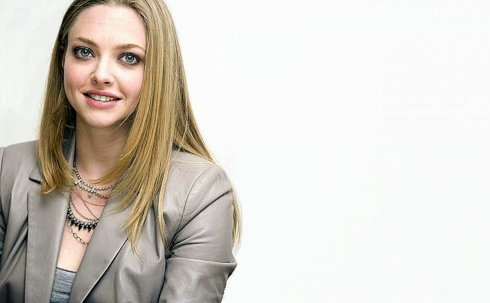 AMANDA SEYFRIED WALLPAPER   120914   HD Wallpapers