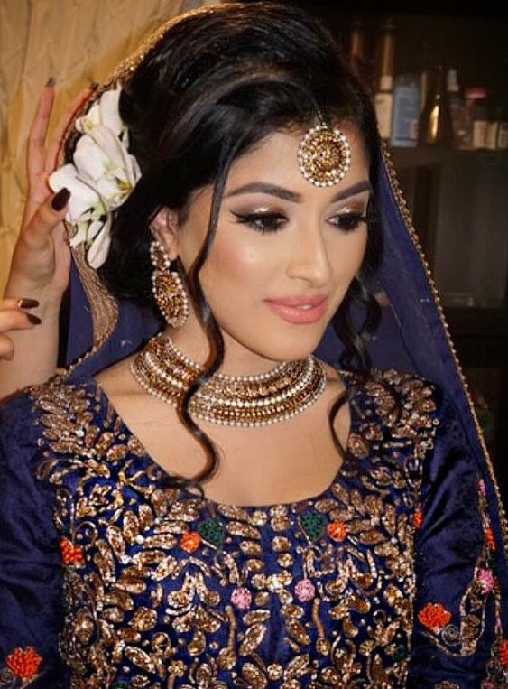 Health, Fashion, Mehindi, Dressing : Dullhan makeup buhat khobsorat