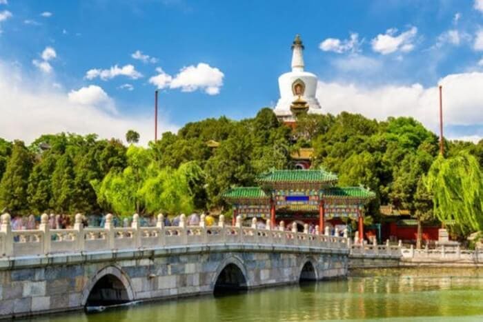 3 Tempat Wisata Kuliner Menarik dan Unik di Beijing, China