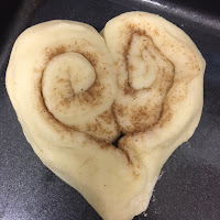 heart shaped cinnamon bun
