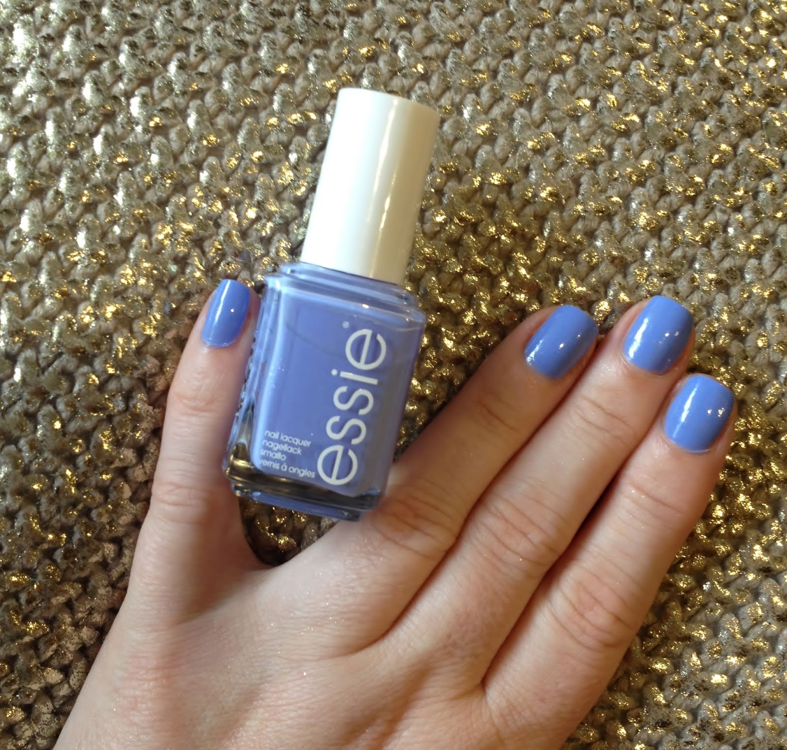 Max The Unicorn Manicure Essie 'Bikini So Teeny'!