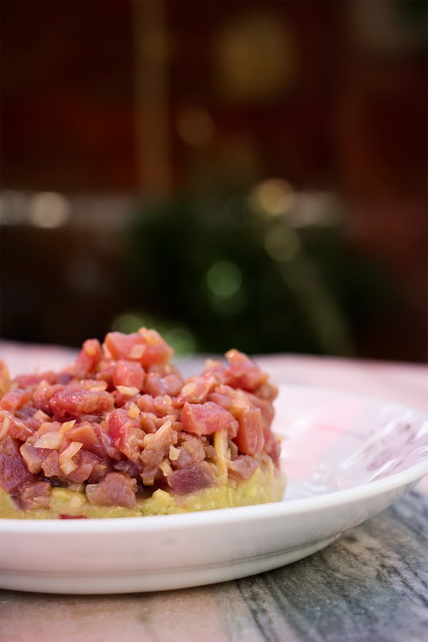 Tartar de atún y aguacate
