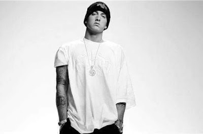 Eminem ට වඩා දේවල් ඔයාට වෙලා තියෙනවද?