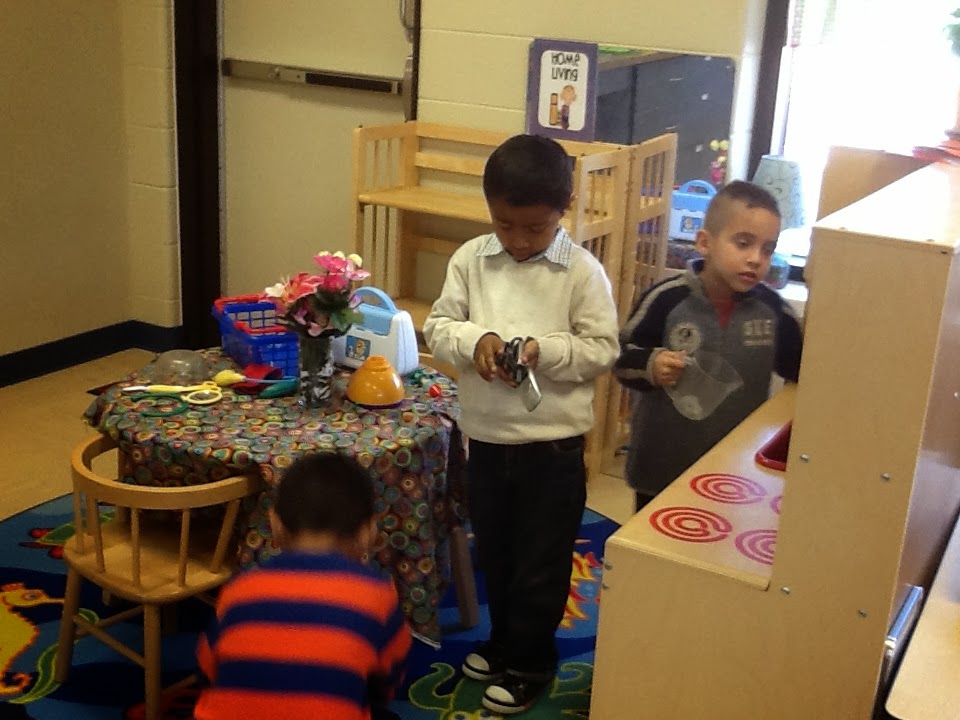 Mrs. Evans Preschool : Learn by play:
