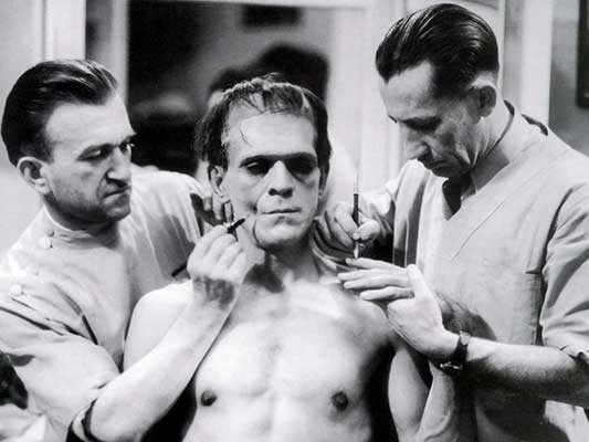 Jack Pierce y Boris Karloff. dando vida al monstruo de Frankenstein