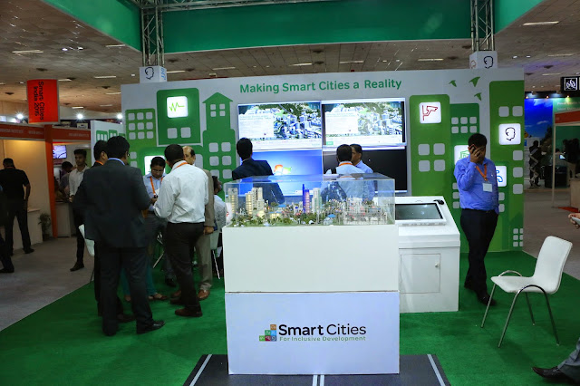 Schneider Electric showcases Integrated Solutions at Smart Cities India 2015 Expo Schneider Electric showcases Integrated Solutions at Smart Cities India 2015 Expo