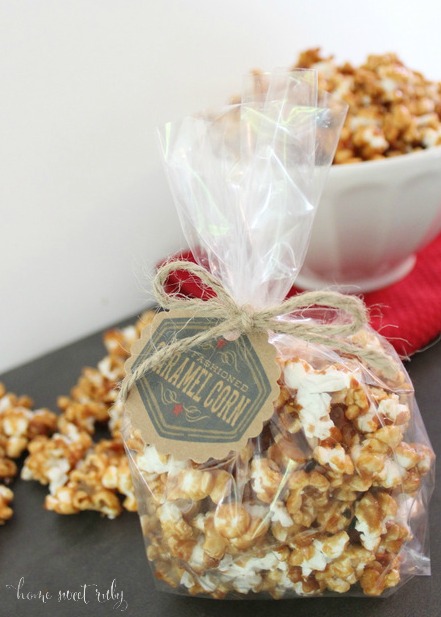 Old Fashioned Caramel Corn - Home Sweet Ruby