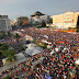 ΕΚΤΑΚΤΟ: Χιλιάδες κόσμου πανυγηρίζουν στο Σύνταγμα για την έξοδο της Ελλάδας στις ΑΓΟΡΕΣ!