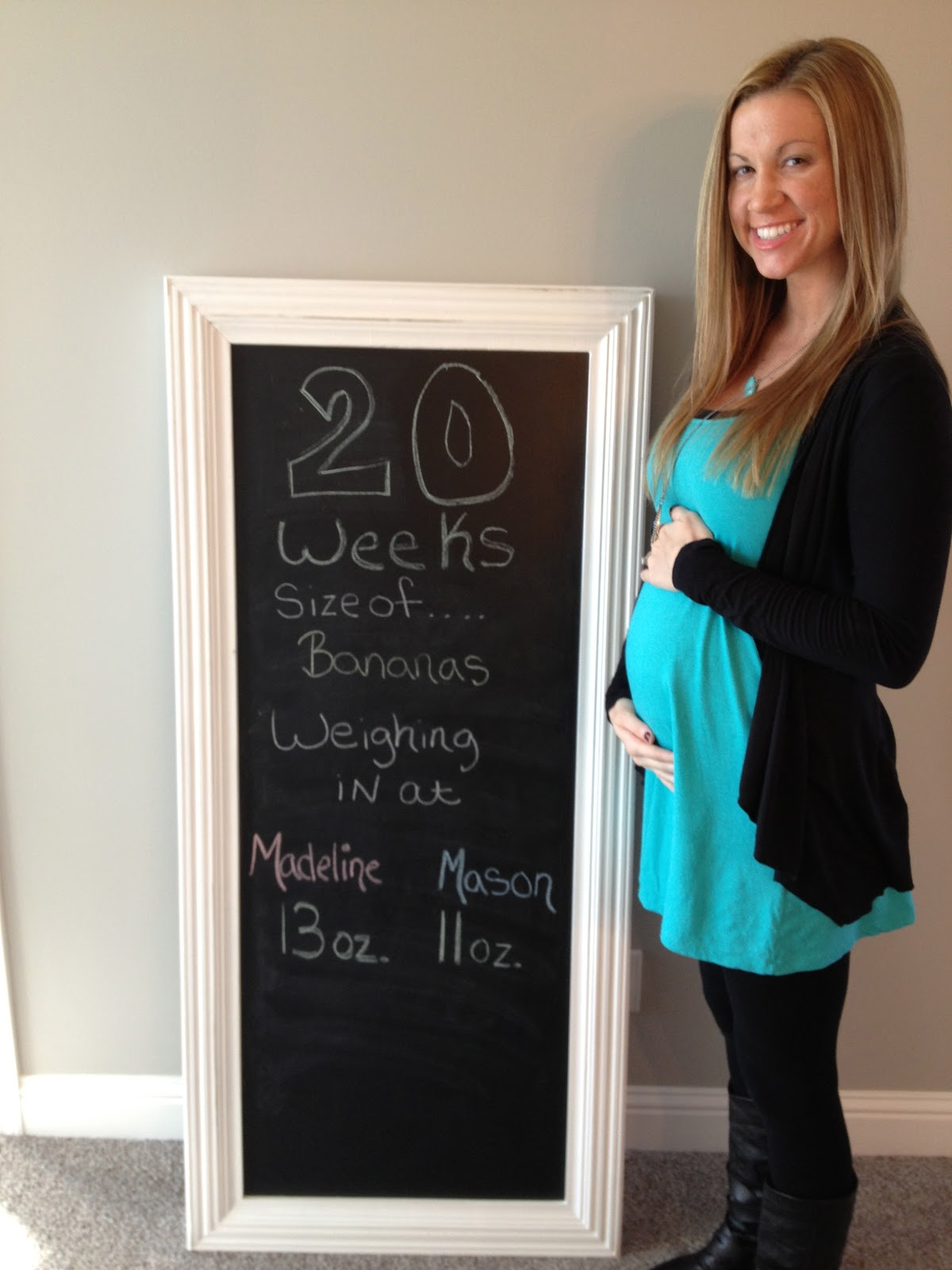 Recently Rimini: 20 Weeks Baby Bump Pic
