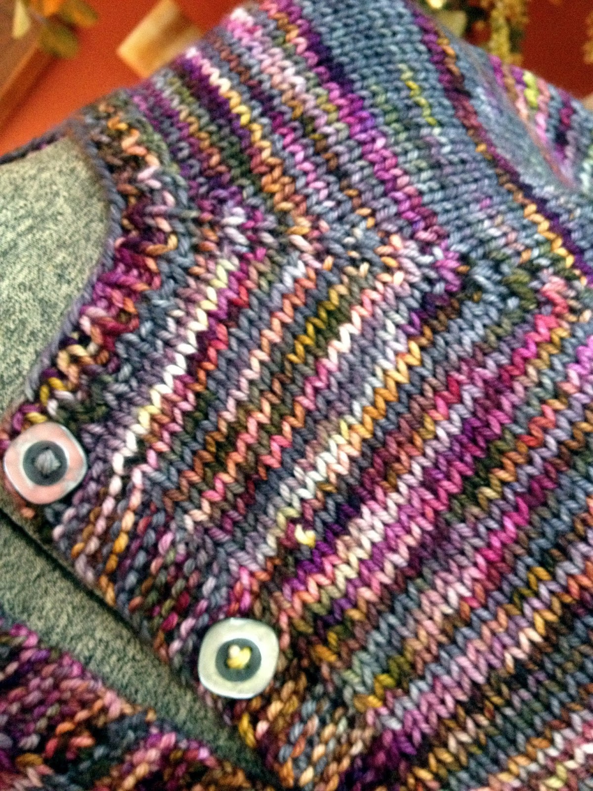 Fiddlesticks - My crochet and knitting ramblings.: My First Sweater!
