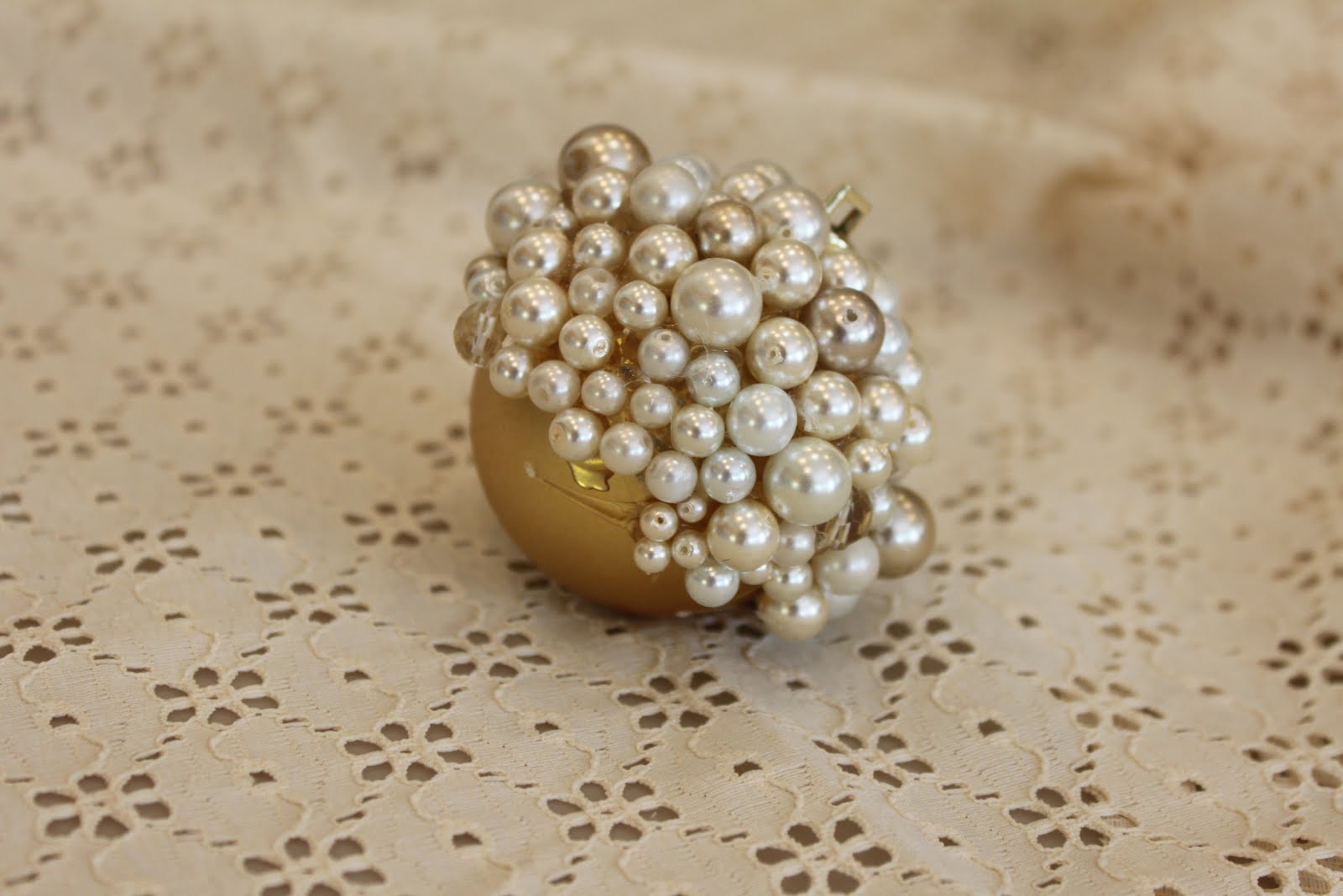 Поделка парящая кружка. Парящие бусины. Парящие бусины. Парящие бусины. Кольца из бисера.