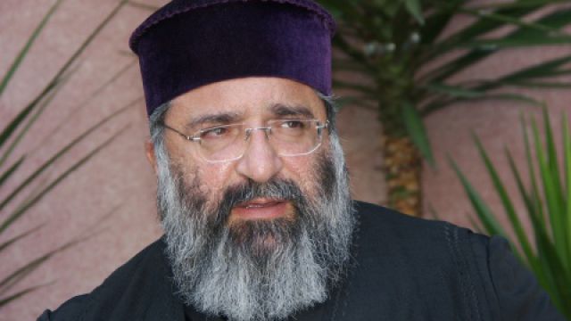 Patriarca armenio Constantinopla tiene Alzheimer