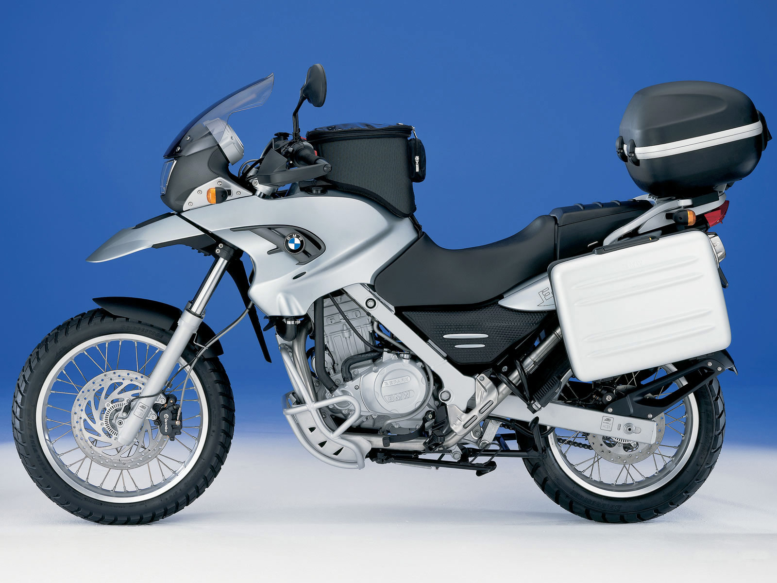 2004 BMW F 650 GS motorcycle wallpaper. Accident lawyers info