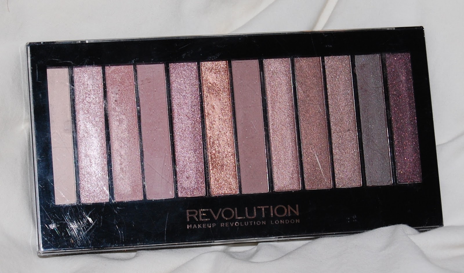 Beauty: Makeup Revolution Iconic Pro 1 palette 