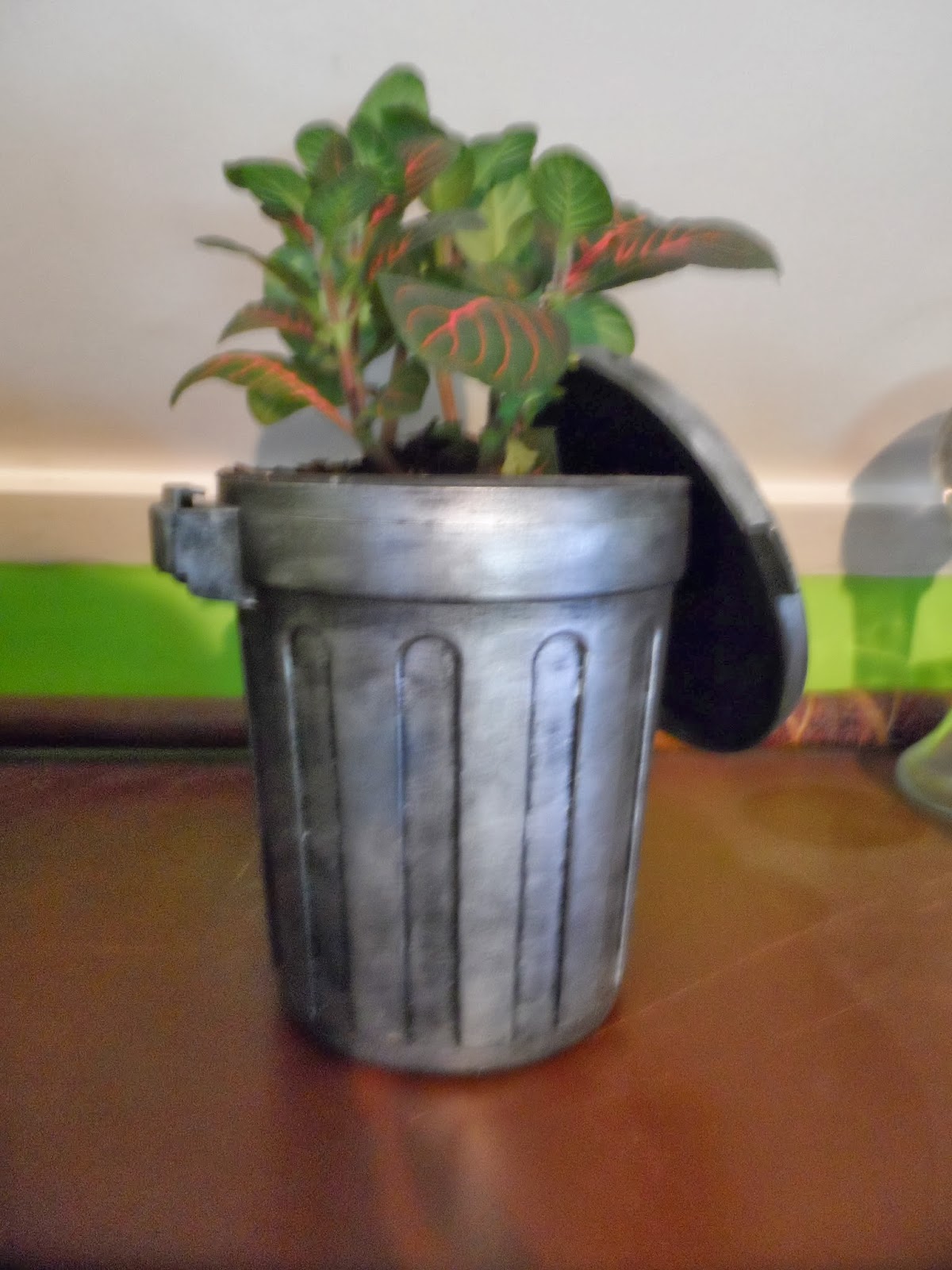 My Crafty Things Garbage Bin Flower Pots (2014)