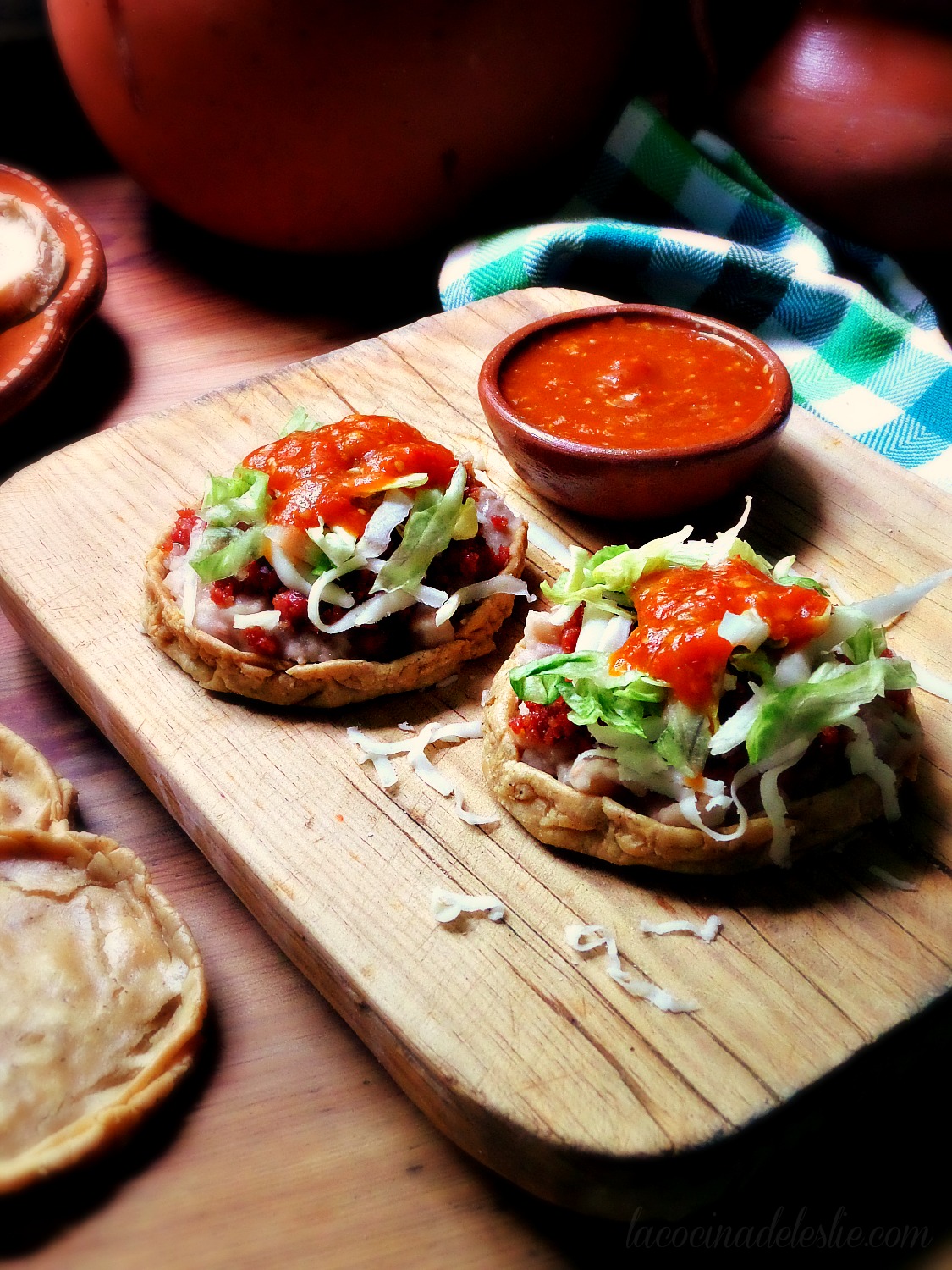 How to Make Mexican Sopes (Sopes de Frijoles y Chorizo) - La Cocina de ...
