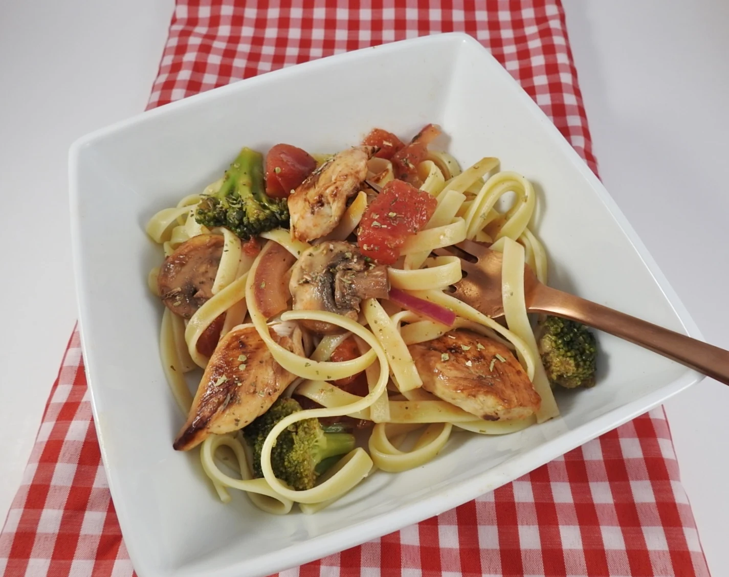 Balsamic Chicken Fettucine