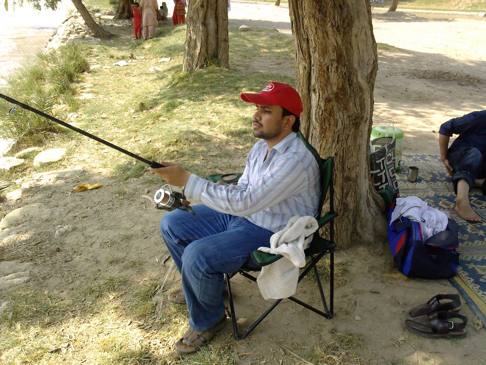 Fishing In Pakistan Fishing in Pakistan (Head Panjnad Fishing & Picnic