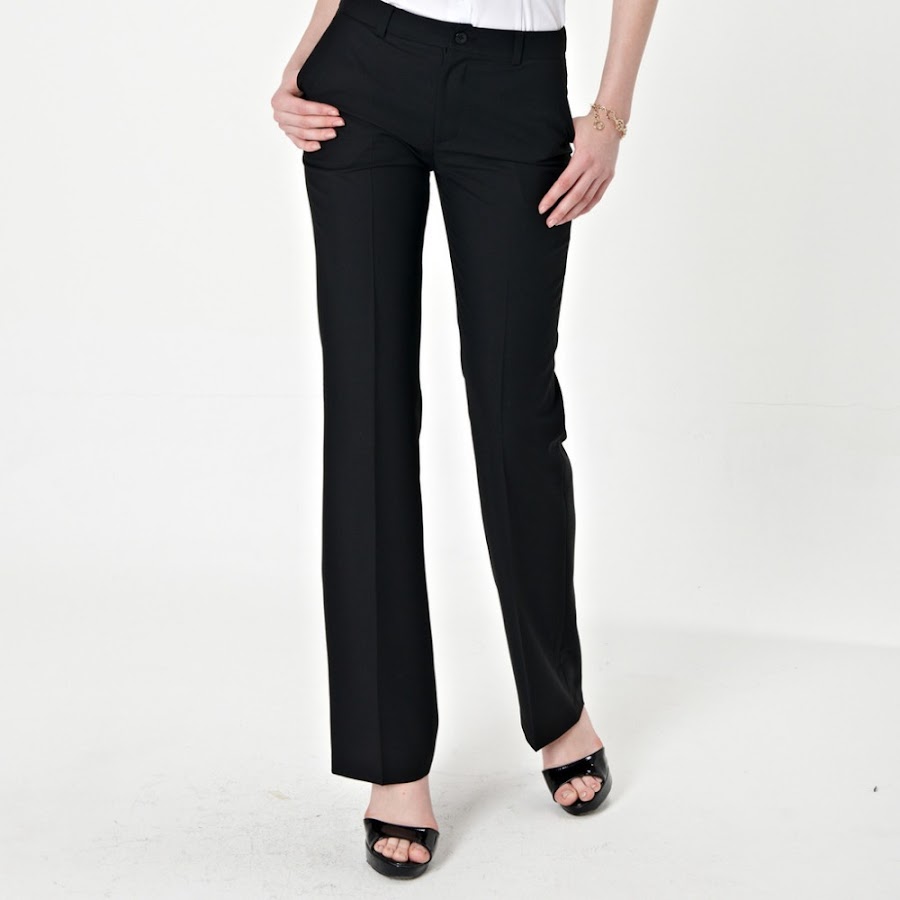 Pantalón negro de tela de mujer