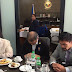 Manny Pacquiao organiza estudio bíblico con miembros del senado filipino.