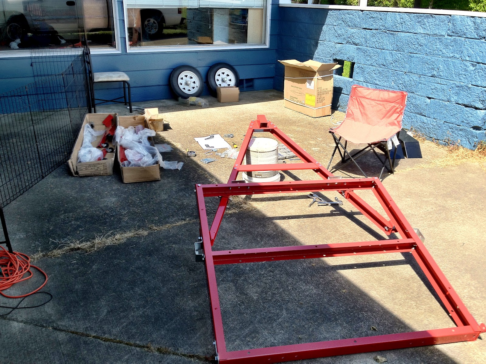 Outside the Rat Race: Harbor Freight Tools Heavy Duty Foldable Utility