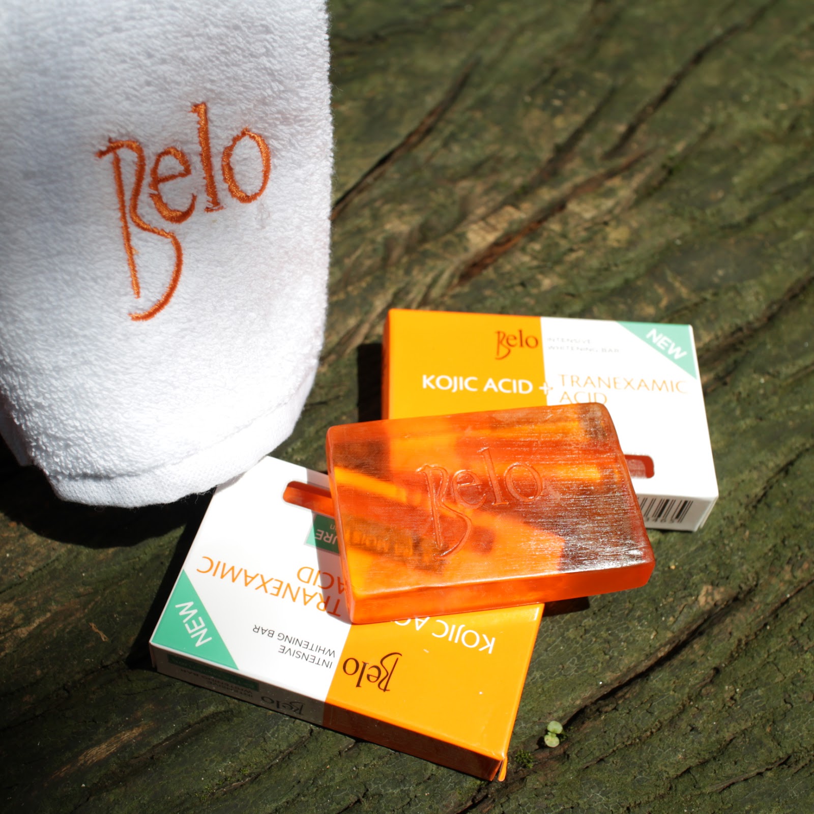 Belo Intensive Whitening Bar Review (It's Surprisingly Good