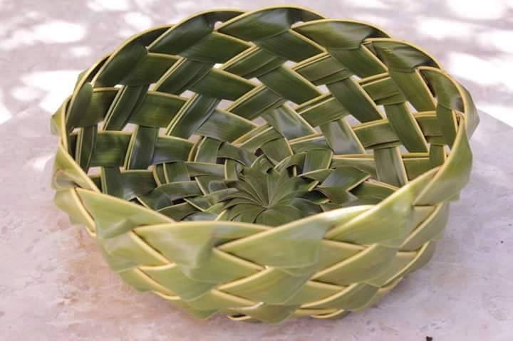  Membuat  anyaman dari janur daun  kelapa Kumpulan Kreasi 