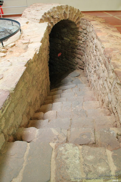 Castelo de Silves - Cisterna séc. XII - Entrada-http://fotosefactos.blogspot.com