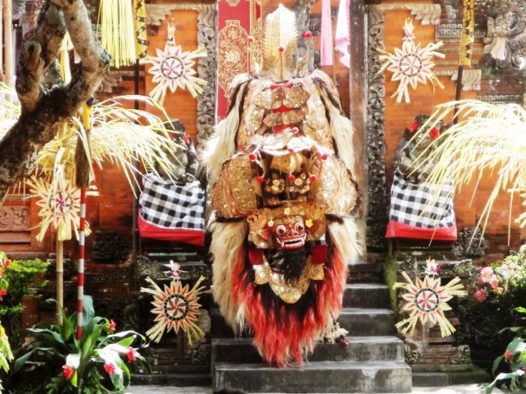Tarian Barong Dan Keris Desa Batubulan - Desa Batubulan Gianyar Bali, Liburan, Perjalanan, Objek Wisata