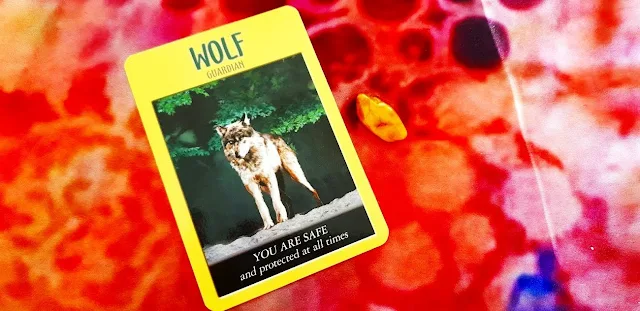 Wolf-Power Animal Cards Oracle