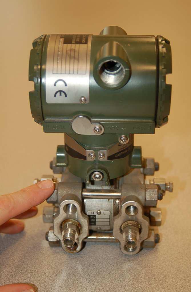 Industrial Instrumentation Yokogawa model EJA110 pressure transmitter