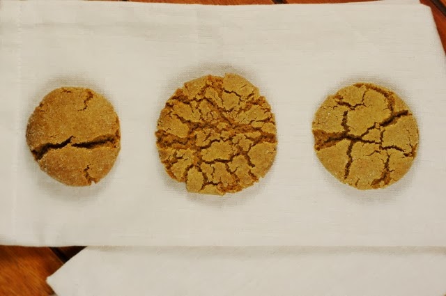 How to Change the Crinkles in Molasses Crinkles Cookies Image