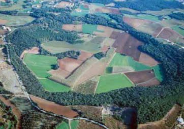 Vista aèria del volcà de la Crosa