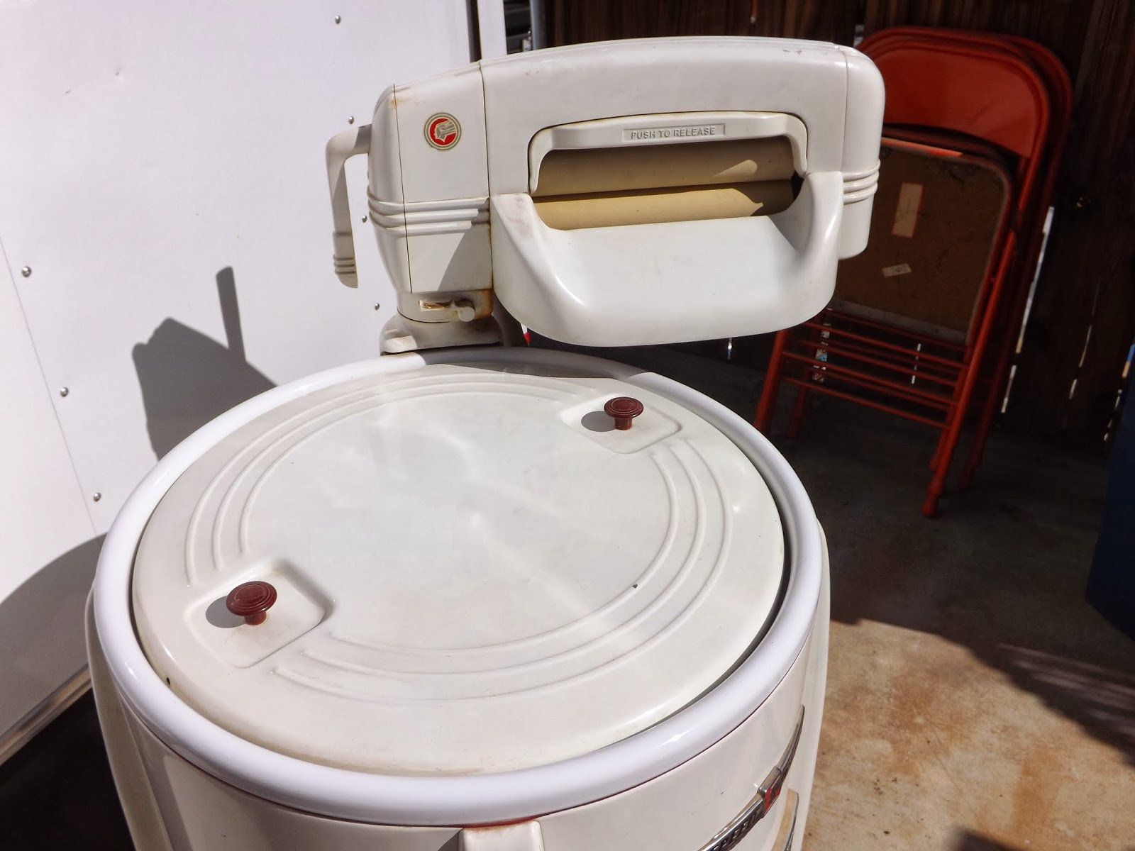 selling excess Vintage Speed Queen Deluxe Wringer washing machine.