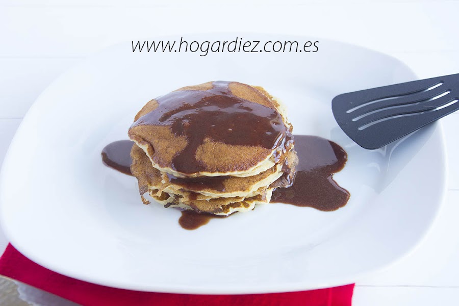 Pancakes con sirope casero de nutella