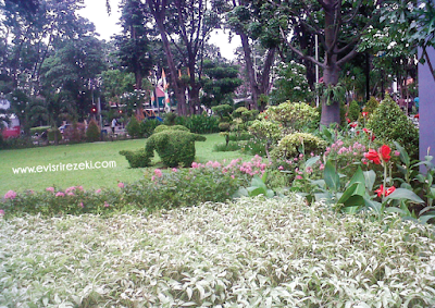 Sekelumit Cerita di Taman Bungkul Surabaya
