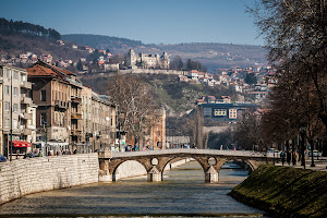 Latin Bridge paket tour bosnia herzegovina murah