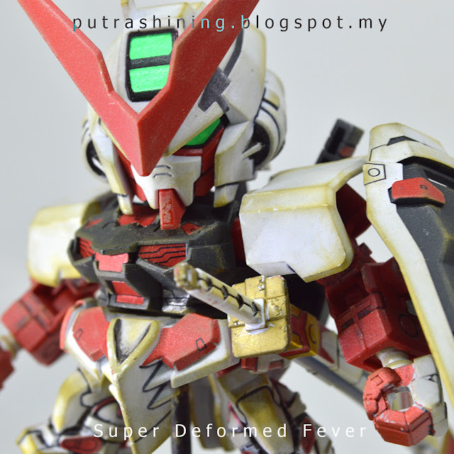 SD Gundam EX-STANDARD Gundam Astray Red Frame custom weather by Putra Shining