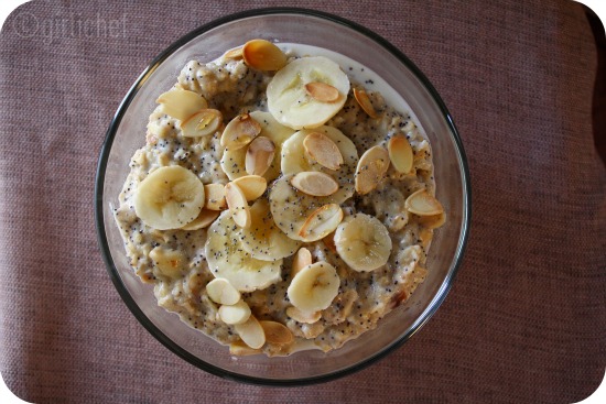 Oatmeal w/ Bananas, Poppy Seeds, Cinnamon, & Toasted Almonds <i>(...Let's Get Naked and eat breakfast!)</i>