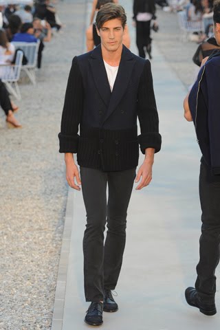 Fashionista 06340: Chanel Cruise 2012 Collection by Karl Lagerfeld