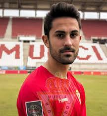 Oficial: El Real Murcia firma a Javi Saura