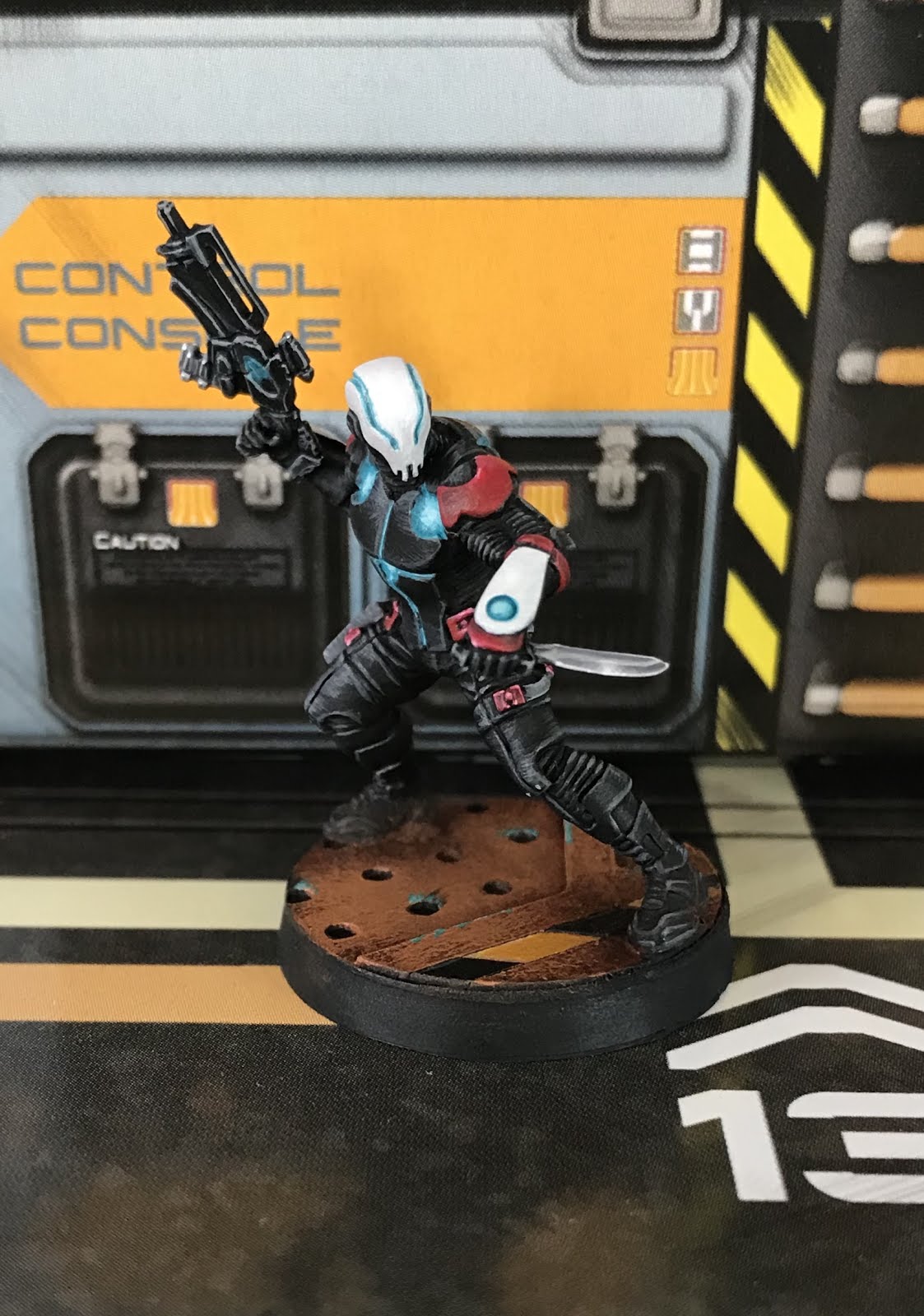 INFINITY NOMADS TUNGUSKA: Spektr (Combi Rifle)