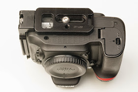 Nikon D7100 w/ ND-7100 L bracket - bottom
