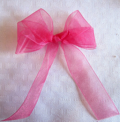 How to make five minute hairbows using wired or unwired ribbon