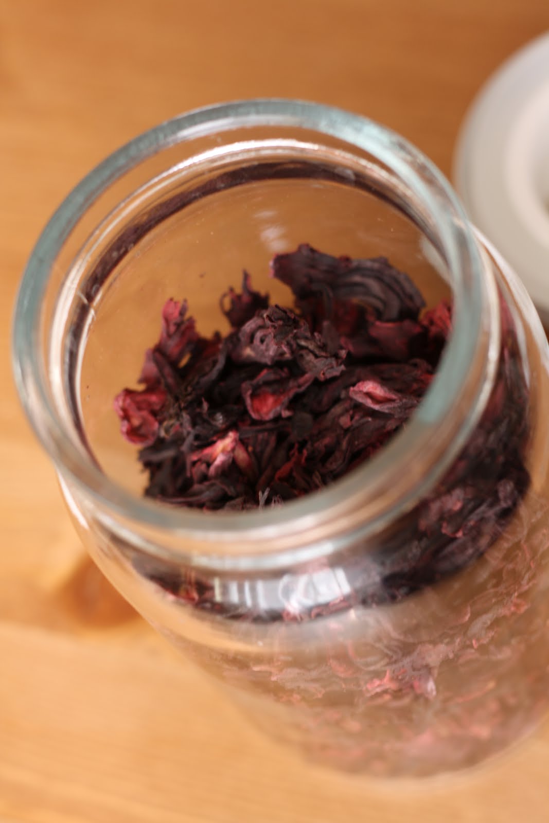 Hummingbird Bakery Lemon Cupcakes... with Hibiscus Cream Cheese