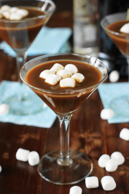 Hot Chocolate Martinis ~ Sit by the fire & sip this rich chocolate cocktail. It's the perfect plan for warming up on cool fall & winter days!  www.thekitchenismyplayground.com