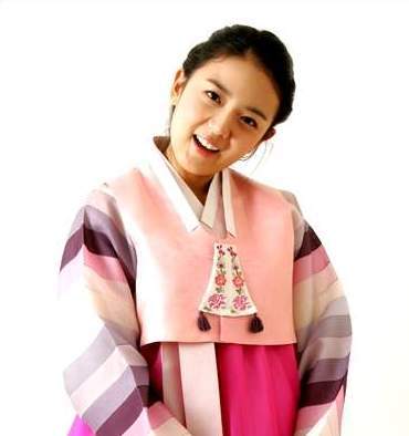 Kang Eun-bi / 강은비